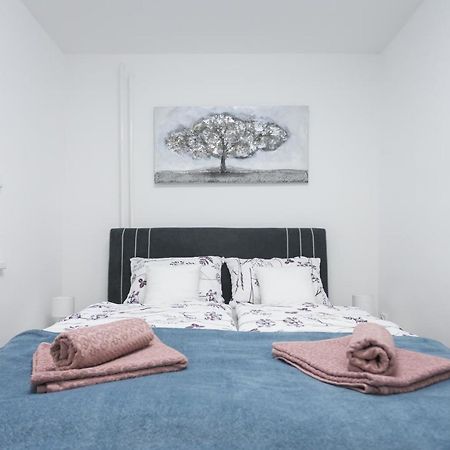 Apartman Lariva Eszék Kültér fotó