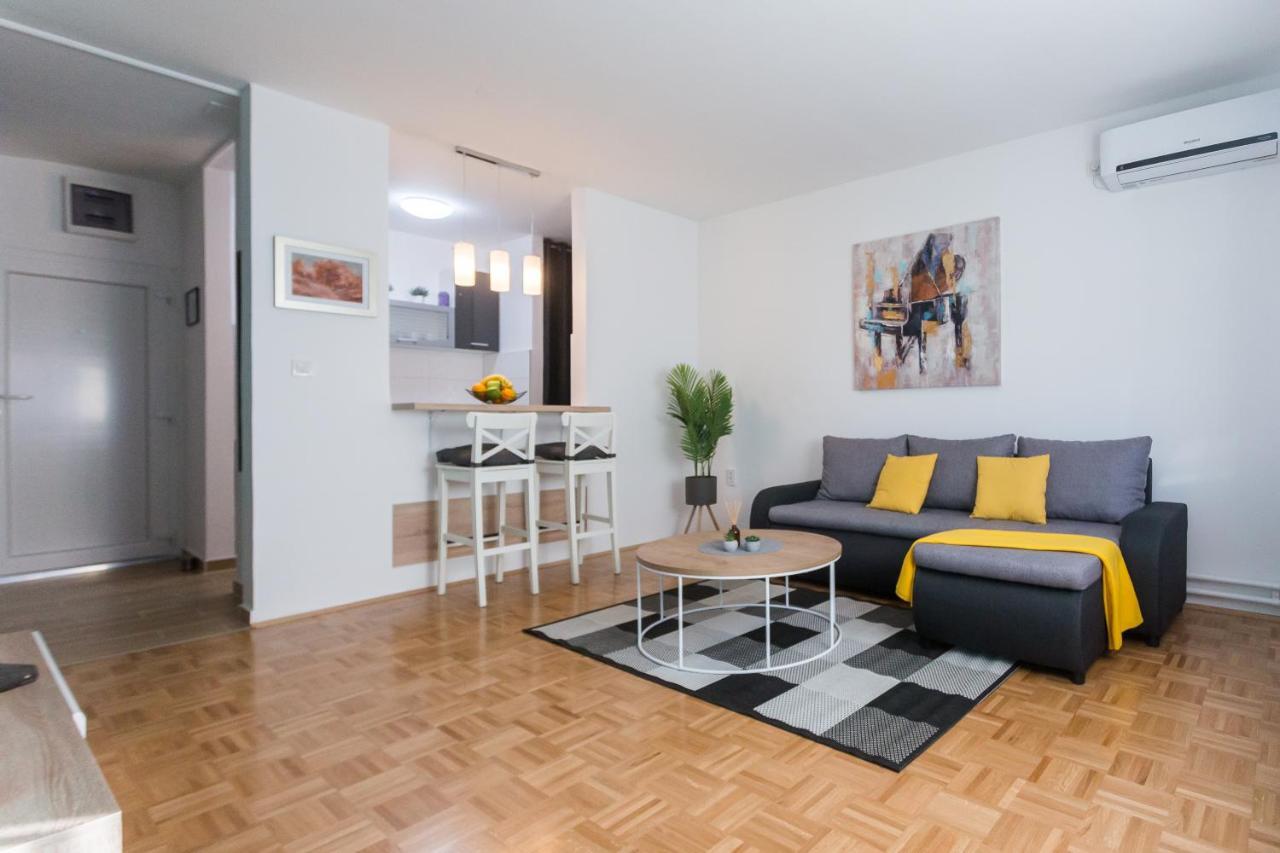 Apartman Lariva Eszék Kültér fotó